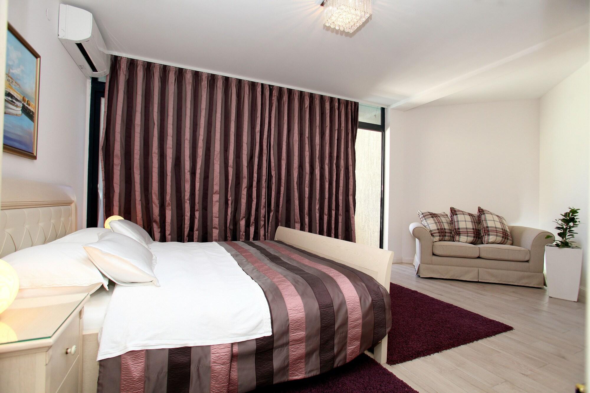 Bellevue 4* Trogir